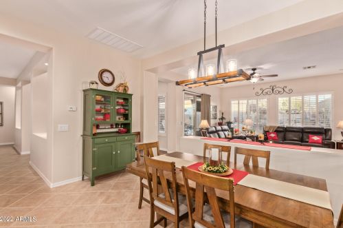 40425 Chase Oaks Way, Phoenix AZ 85086-1888 exterior