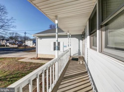 1403 Red Bank Ave, West Deptford NJ  08086-3013 exterior