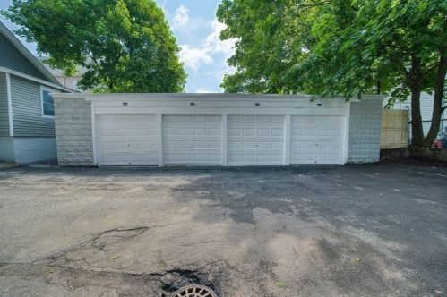 4 Mckinley Rd, Worcester MA  01605-2112 exterior