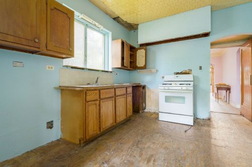 2447 Oak Park Ave, Forest View IL 60402-2530 exterior