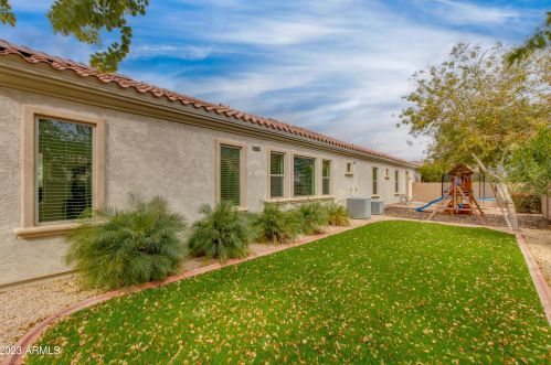 2923 Constance Way, Phoenix AZ 85042-7224 exterior