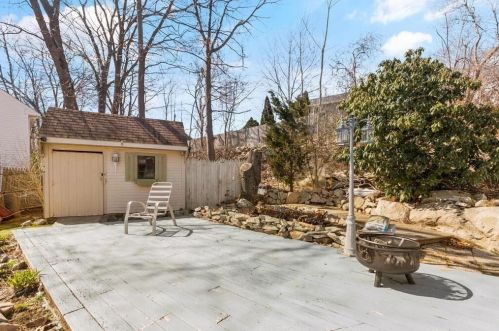 34 Grampian Way, Weymouth MA 02188-3506 exterior