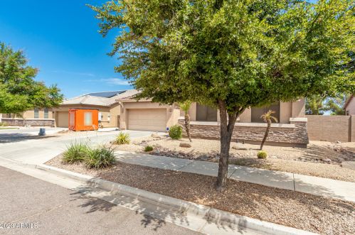 2602 Apollo Rd, Phoenix AZ 85042-5381 exterior