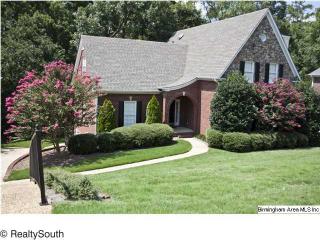2107 Baneberry Dr, Birmingham AL  35244-1497 exterior