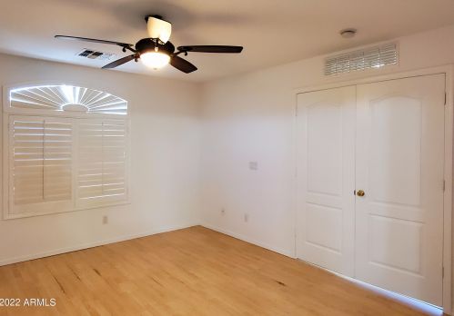 5613 31 Dr, Phoenix AZ 85041-4304 exterior