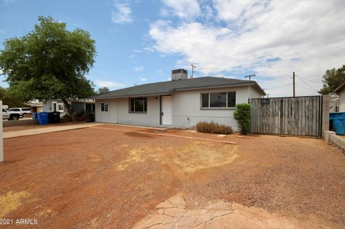 2908 Bloomfield Rd, Phoenix AZ 85029-2950 exterior