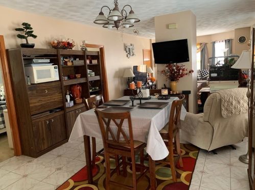 129 Bates, New Bedford MA 02745-6009 exterior