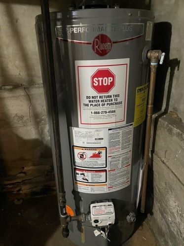 592 Washington Ave, Chelsea MA 02150-3907 exterior