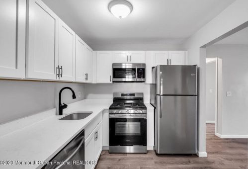 903 Callas Ct, Jackson Twp NJ  08527-4129 exterior