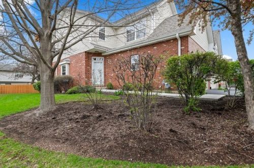 501 Goodwin Dr, Lemont IL 60440-2098 exterior