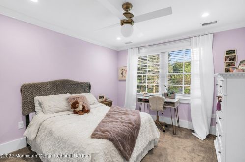 61 Winding Way, Little Silver NJ 07739-1720 exterior