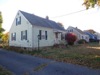 25 Griffin Rd, Peabody, MA 01960-6403