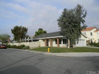 4152 Pleasant St, Irvine CA  92604-2721 exterior