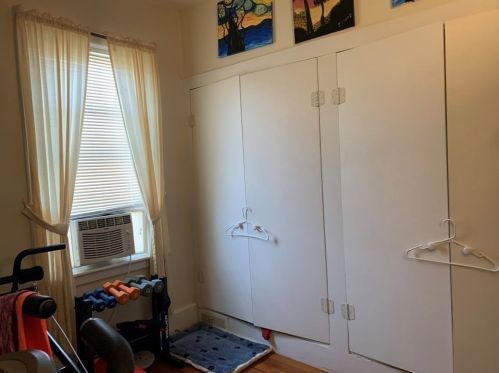 73 School St, Taunton MA 02780-3212 exterior