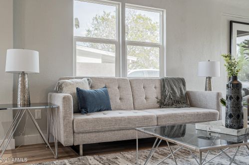 1626 Adams St, Phoenix AZ  85007-2606 exterior