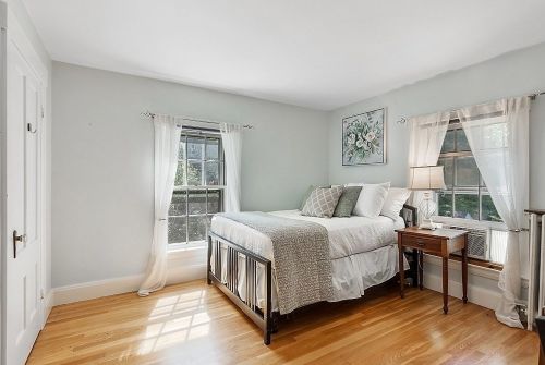 438 Main St, Acton MA  01720-3810 exterior