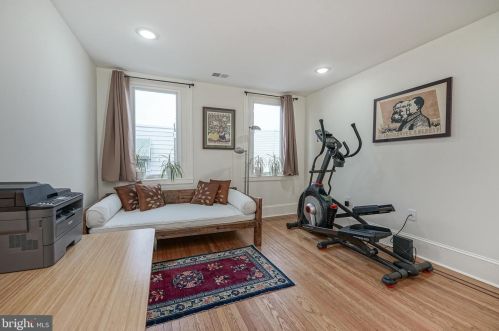 1614 16 St, Philadelphia PA 19121-3202 exterior