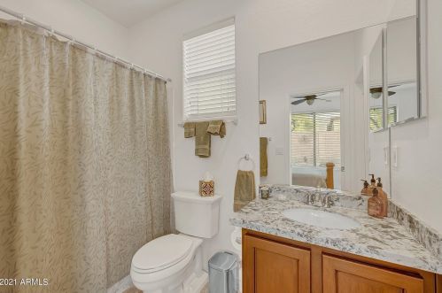 41515 Chase Oaks Way, Phoenix AZ 85086-1888 exterior