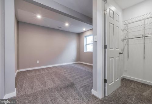 29 Cedar Ave, West Deptford NJ 08093-1409 exterior