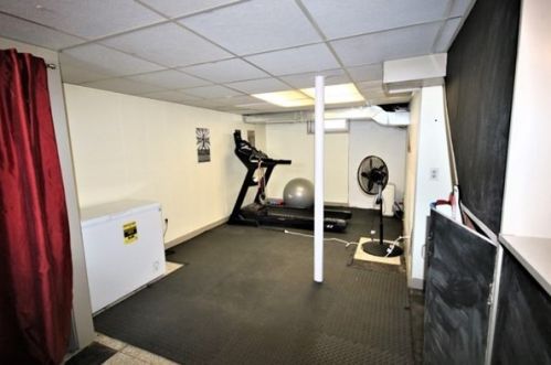 280 Pleasant St, Worcester MA 01609-3201 exterior