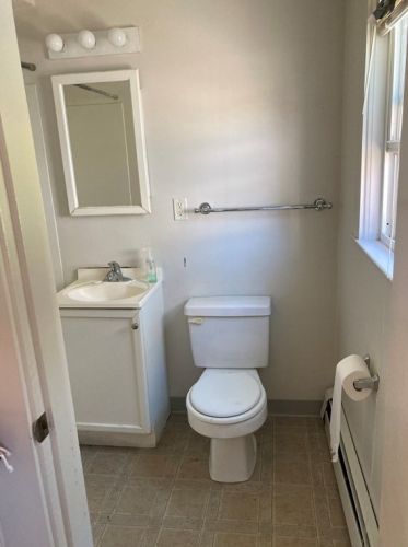 53 Mechanic St, Newton MA 02464-1414 exterior