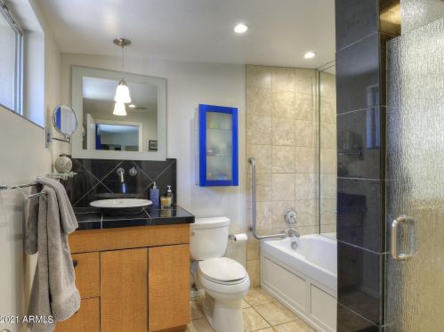 4615 43rd St, Phoenix AZ 85032-3323 exterior