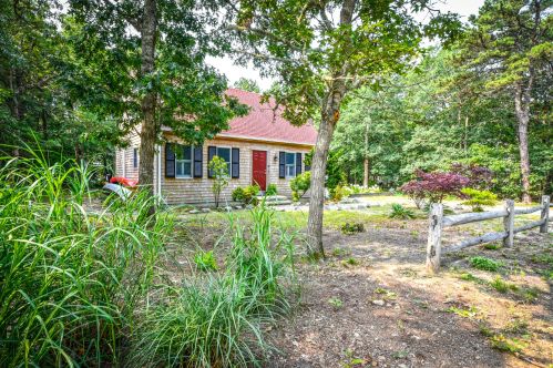 40 Fairview Ave, Eastham MA  02642-2239 exterior