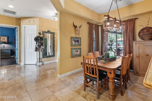 26205 56 Dr, Phoenix AZ 85031-1831 exterior