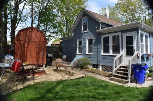 204 Jepson St, Fall River MA  02723-3017 exterior