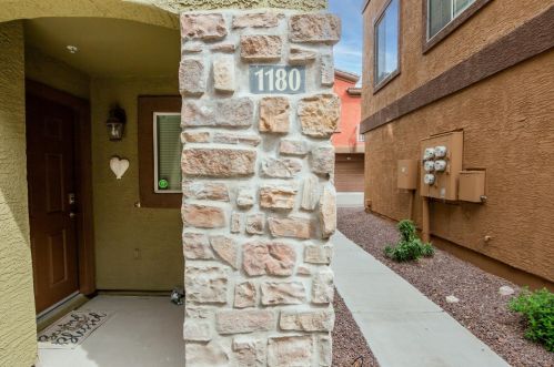 1920 Bell Rd, Phoenix AZ 85022-6278 exterior