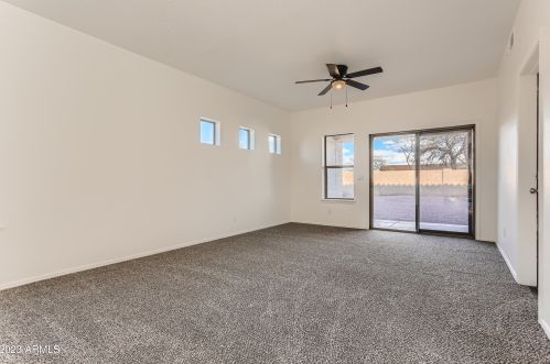 5814 9 Dr, Phoenix AZ 85041-3986 exterior