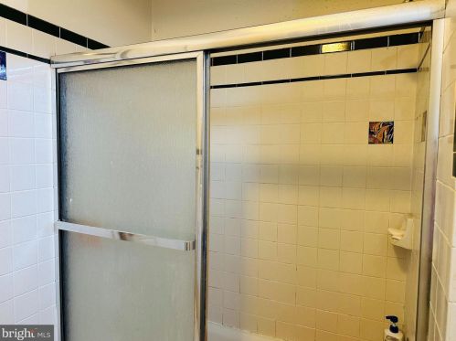 1754 Bancroft St, Philadelphia PA 19132-2362 exterior