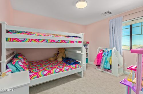 1646 Blaylock Dr, Phoenix AZ 85085-6323 exterior