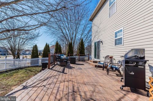 26 Sussex Dr, Carlisle PA 17013-1792 exterior