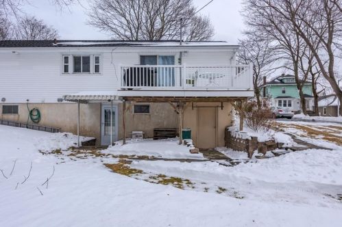 88 Standish St, Worcester MA 01604-3233 exterior