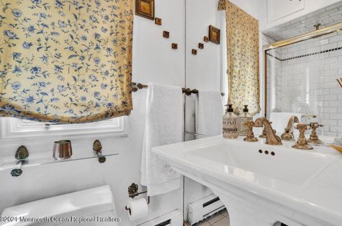 310 Cooper Rd, Tinton Falls NJ 07701-6010 exterior