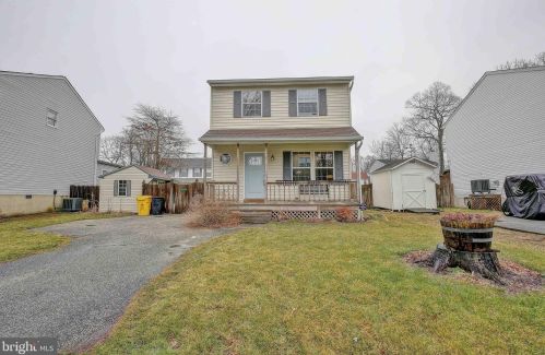 1334 Jordan Dr, Shady Side, MD 20764-9677