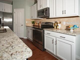 61 Holly Berry Ln, Durham, NC 27703-2945