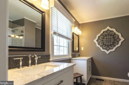 33 Winthrop Rd, Trenton NJ 08648-1557 exterior