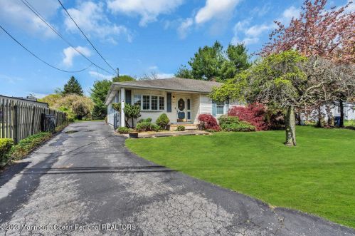 242 Hope Chapel Rd, Jackson Twp NJ  08527-5023 exterior