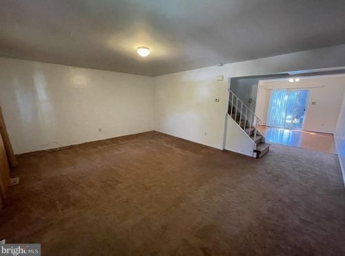 8 Vernon Ct, Erial NJ  08081-1953 exterior