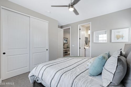 840 Ashurst Dr, Phoenix AZ  85048-2028 exterior