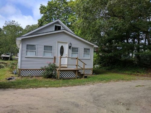 3 Cliff Ave, Wareham, MA 02571-2564