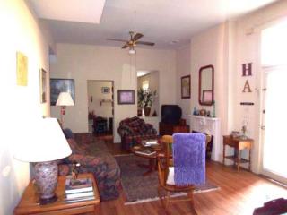 130 Oak St, Louisville KY  40203-3710 exterior