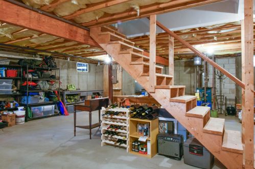 40 Fairview Ave, Eastham MA  02642-2239 exterior