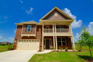 15121 Lakeside Trl, Huntsville, AL 35803-4806