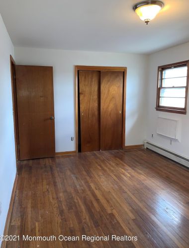 51 Laurel Ave, Kearny NJ 07032-2951 exterior