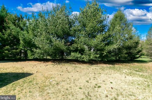 112 Cardinal Ave, West Deptford NJ  08051-1385 exterior