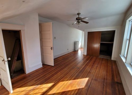 44 Bigelow St, Fall River MA 02720-5408 exterior