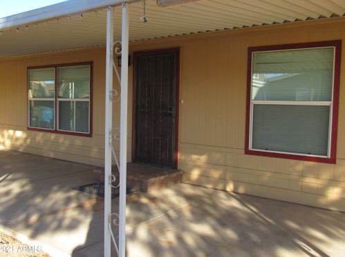 26 Bluefield Ave, Phoenix AZ 85032-1415 exterior